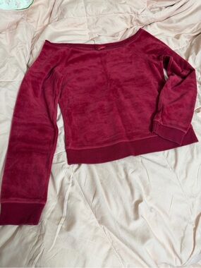 Women's Off-Shoulder Plush Sweater - Burgundy